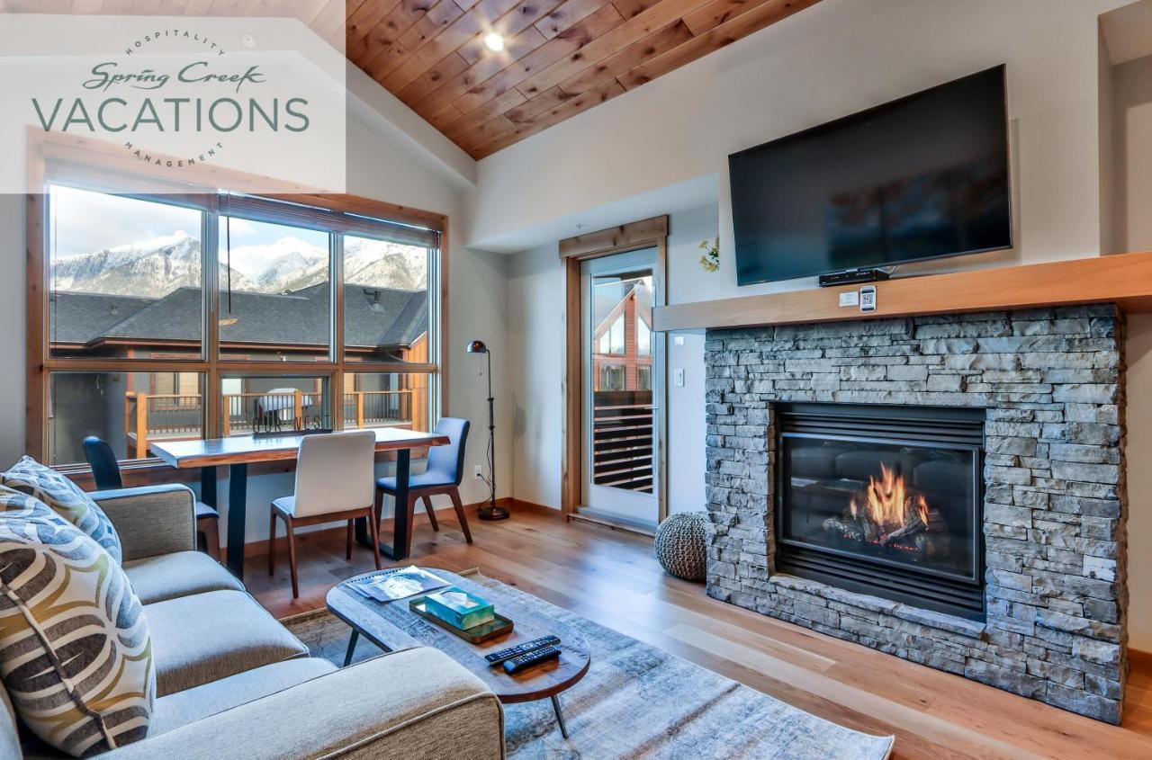 White Spruce Lodge By Spring Creek Vacations แคนมอร์ ห้อง รูปภาพ