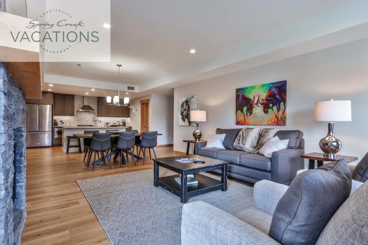 White Spruce Lodge By Spring Creek Vacations แคนมอร์ ห้อง รูปภาพ
